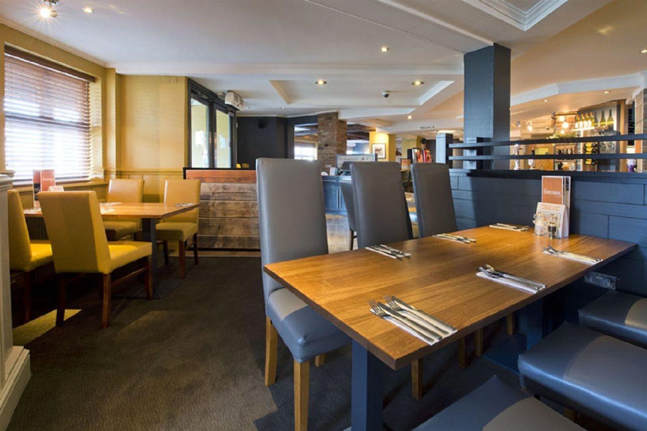 Premier Inn London Romford Exteriér fotografie
